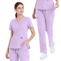 Tenue Médicale Femme Extensible 4 Directions – Blouse Col V et Pantalon – Personnalisation Couleur et Logo – Vente en Gros Fabricant