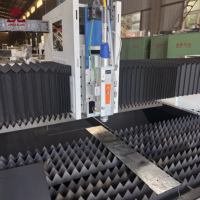 Machine de découpe de tôles CNC à fibre laser de type portique 4020 6000W, haute vitesse, refroidissement par eau, double entraînement, numérique automatique, OEM