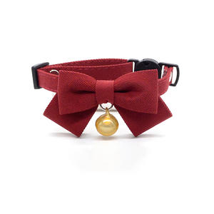 Elegante pajarita collares para mascotas con campanas doradas ajustables para Gatos Perros accesorio de moda - Product Image 2