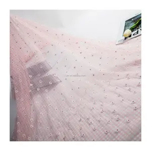 Nouveau produit mariage impression numérique Tulle tissu rose carreaux dentelle broderie tissu Polyester pour vêtements approvisionnement d'usine