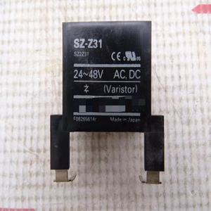 SZ-Z31 ÉLECTRIQUE SURGE SUPPRESSOR Nouveau Original Prêt Stock Automatisation Industrielle PAC Dédié PLC Programmation Contrôleur - Product Image 1