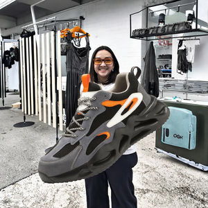 Zapatos de seguridad de trabajo de verano con punta compuesta de acero ligero CHITED, diseño con cordones para hombres y mujeres, función antideslizante, ajuste ancho para - Product Image 3