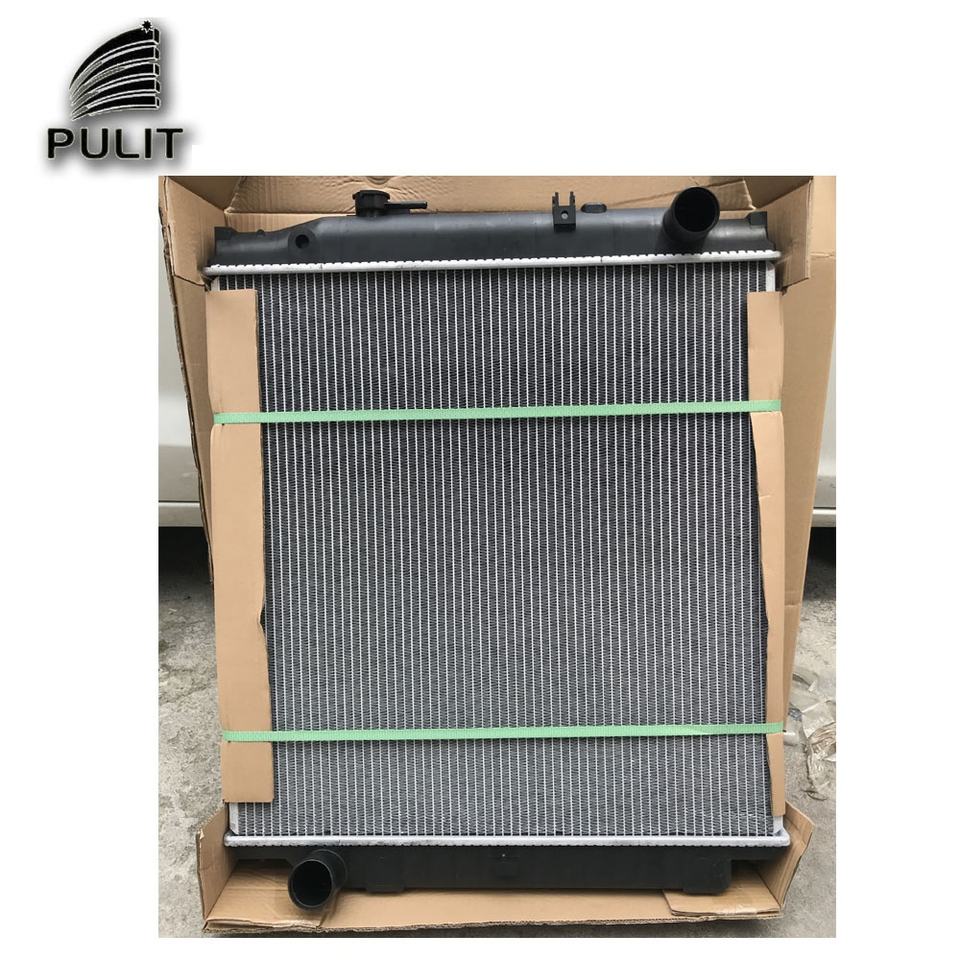 PA66 GF30 Truck Radiator for Isuzu Forward F Series 2006