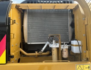 Alta calidad para excavadora sobre orugas 330D usada en excelentes condiciones 30 toneladas 1,8 m Capacidad de cubo bomba hidráulica de motor diésel buena - Product Image 4