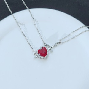 Collana con Pendente a Forma <span class=keywords><strong>di</strong></span> Spada con Cuore in Zircone Rosso, Catena in Acciaio al Titanio, Regalo per <span class=keywords><strong>San</strong></span> <span class=keywords><strong>Valentino</strong></span> - Product Image 4