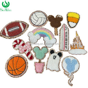 फ़ज़ी इंद्रधनुष क्लाउड ग्लिटर एज, चेनली हेलोलिन कढ़ाई पैच पर जादुई लोहा, बैकपैक जैकेट बच्चों के कपड़े डिय शिल्प - Product Image 1