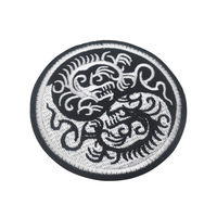 Machine à Offre Spéciale brodée chinoise Kung Fu Tai Chi Yin Yang Logo Badges Dragon et chat Badges en tissu avec attache à crochet