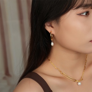 <b>Fine</b> 18k Gold Plated <b>Earrings</b> Freshwater Pearl <b>Stud</b> <b>Earring</b> Stainless Steel c Shape <b>Earrings</b> Women - Product Image 3