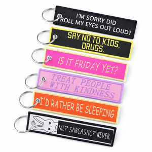 Porte-clés en tissu personnalisé avec logo et slogan d'avertissement, double face, coloré, tissé – Votre design, votre marque, pour une approvisionnement mondial. - Product Image 3