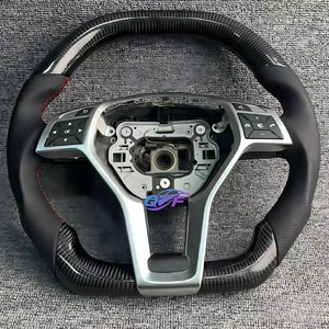 Volante in Fibra di Carbonio Personalizzato per <span class=keywords><strong>Mercedes</strong></span>-Benz GLE GLK W204 W176 C200 <span class=keywords><strong>C180</strong></span> E300 GLB CLA35 AMG Sport - Product Image 1