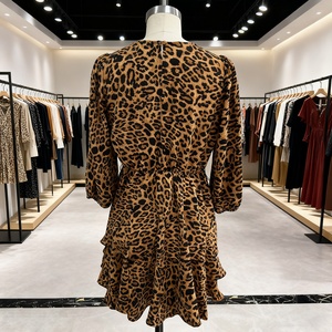 Abito Casual da Donna Personalizzato a Linea A in Cotone con Stampa Animalier Ghepardo e Leopardo in Velluto a Maniche Lunghe Mini <span class=keywords><strong>Vestito</strong></span> - Product Image 3