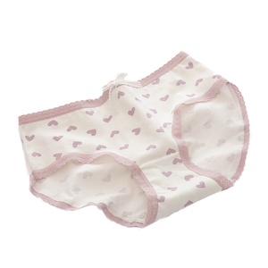 Slip a triangolo da donna con ricamo a cuore viola, in puro cotone traspirante, a vita media - Product Image 5