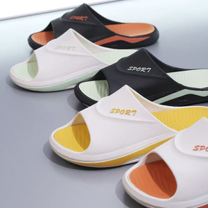 Chanclas de Verano de Moda, Lujosas y Cómodas, Personalizadas, Transpirables, de PVC, Resistentes al Desgaste, Suaves, Ligeras y Duraderas - Product Image 1