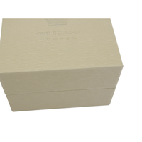 Boîte à montre carrée en cuir PU de luxe, personnalisable avec logo de marque, emballage pour bijoux avec fermeture à pression et impression en relief