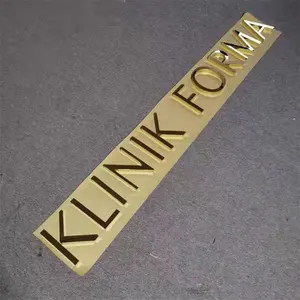 Lettere dell'alfabeto del metallo 3D della lettera dell'acciaio inossidabile di colore dell'oro lucidato a specchio all'aperto dell'interno su ordinazione per il negozio