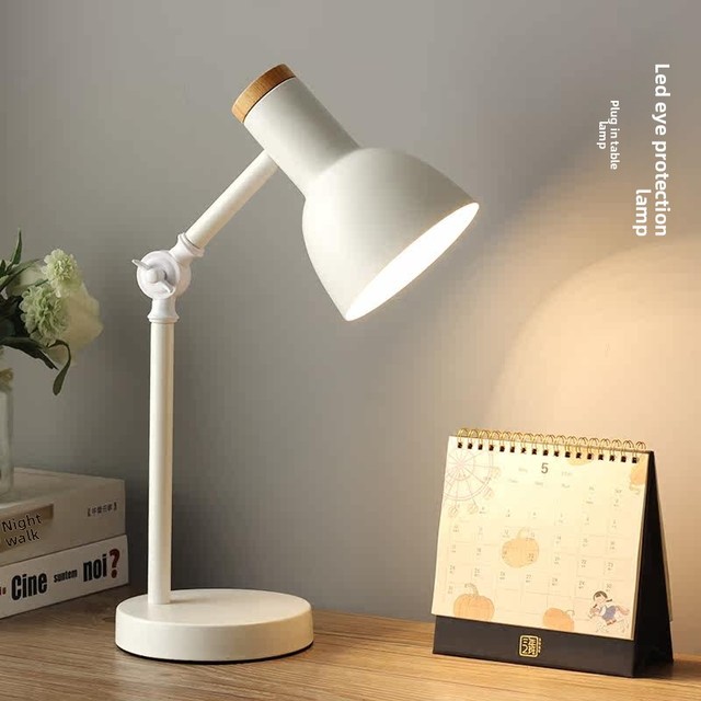 Simple Retro Nordic Eye Protection LED Metal Desk Lamp Study Table Dormitory Plug-in Student Reading Office Decoration High CRI