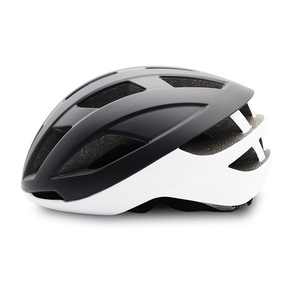 Casque de VTT intégré avec feu arrière, nouvelle conception à double coque pour la sécurité en cyclisme sur route et tout-terrain, casques de moto - Product Image 1
