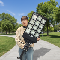 Caméra de surveillance solaire sans fil extérieure tout-en-un 6MP 6K à 2 objectifs avec carte SIM 4G et éclairage public solaire CCTV