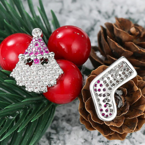 Orecchini a Perno Asimmetrici Natalizi, Gioielli per Orecchie a Tema Festivo per Donne, Accessorio Regalo per Uso Quotidiano e Outfit da Festa - Product Image 6