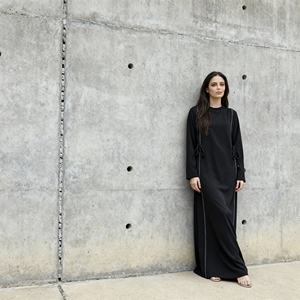 Robe Abaya élégante en polyester à sequins sur mesure de luxe pour femmes musulmanes, tenue de soirée, occasion spéciale - Product Image 1