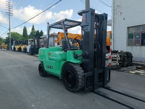 Montacargas Diésel Usado Mitsubishi FD50 de 5 Toneladas para Venta al por Menor - Carretilla Elevadora con 6 Meses de Garantía - Product Image 2