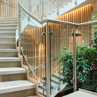 Système de garde-corps sans cadre en acier inoxydable noir de haute qualité, design moderne, verre trempé résistant à l'eau, pour escalier, hôtel, villa