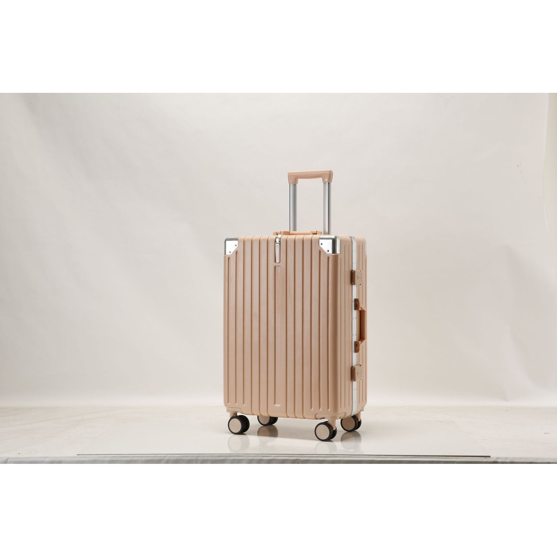 Cornelian Cherry Pink - Aluminum Frame Model 801