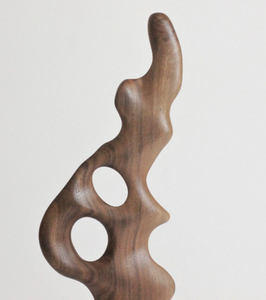 Piedestals de vente au détail en bois courbé biomorphe - Product Image 2