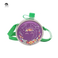 Bouteille d'eau durable en forme de cercle en plastique PE Clim Mountain 0.7L pour sports de plein air en vente