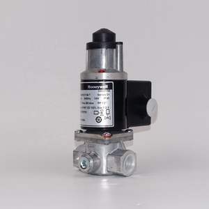 Solénoïde à gaz VE4015C1136T DN15 1/2" à ouverture lente, débit réglable, 230V pour brûleur - Product Image 3