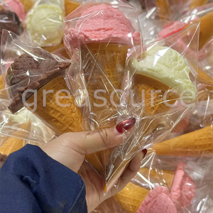 Modèle réaliste de crème glacée Scoop Gelato, fausse nourriture, cône de gaufre crémeux, accessoires de photographie de desserts italiens frais, 3 pièces - Product Image 1