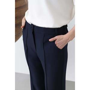 Pantalones de Mujer con Costuras Acanaladas, Negros, con Botones al Frente, Corte Ajustado, 18226PNT - Product Image 5