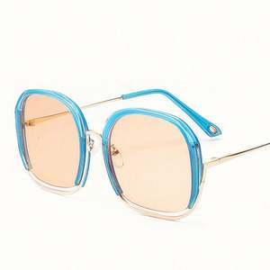 Nouvelles Lunettes de Soleil Carrées Rétro pour Femmes 2019 avec Logo Personnalisé, Monture Transparente Large, Protection UV400, Demi-Monture Oculos - Product Image 5