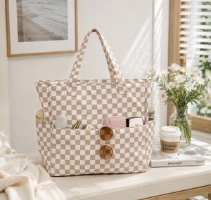 <span class=keywords><strong>Sac</strong></span> <span class=keywords><strong>fourre</strong></span>-<span class=keywords><strong>tout</strong></span> pour <span class=keywords><strong>femme</strong></span> en polyester de couleur unie multifonctionnel de grande capacité pour les voyages, la remise en forme, les loisirs et la plage - Product Image 3