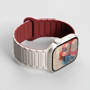 Cinturino Magnetico in Silicone per S10/iWatch Compatibile con Serie 9/<span class=keywords><strong>S8</strong></span>/S7/<span class=keywords><strong>Ultra</strong></span>, Stile Femminile, Larghezza 20mm/22mm, Chiusura Magnetica - Product Image 2