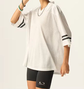 Maillot de football vintage oversize coupe boxy en maille, style streetwear, à manches courtes - Product Image 3