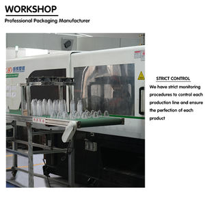 Bottiglia in Plastica Trasparente per Bevande Gassate con Logo Personalizzato, Capacità 4500ml, Design a Spirale, Facile da Usare con Impugnatura - Product Image 6