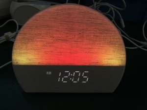 Machine à bruit blanc numérique pour le sommeil des bébés avec 30 sons apaisants, lumière nocturne 7 couleurs, minuterie de répétition - Product Image 5