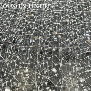 Tela bordada con cuentas 3D de textura pesada, nueva malla hueca para vestidos de niños, bolsos, 120GSM, Textiles lisos para el hogar, materiales hechos a mano - Product Image 4