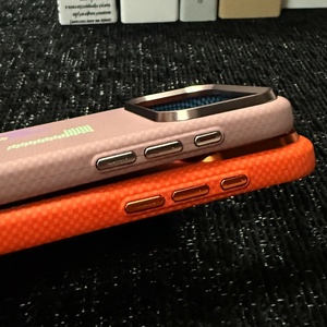 เคสโทรศัพท์แม่เหล็กแบบมีลายคาร์บอนไฟเบอร์ สำหรับ iPhone 17 15 16 Pro Max รองรับการชาร์จไร้สาย บางเฉียบ ป้องกันอย่างดี - Product Image 3