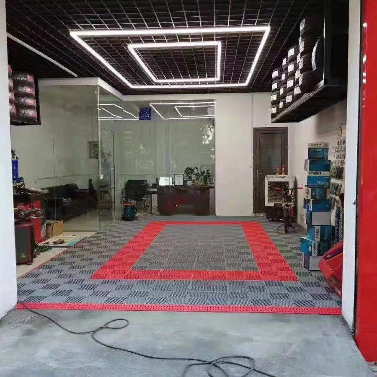 450W
