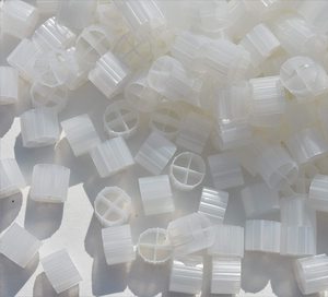 Qihangras nuôi trồng thủy sản & xử lý nước thải di chuyển giường màng sinh học lò phản ứng (mbbr) biofilter phương tiện truyền thông với bơm 500L/giờ - Product Image 2