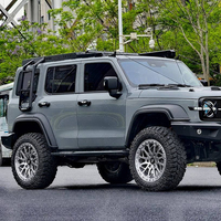 Rines de Aleación Personalizados 18x8.5 6x139.7 4x4 Estilo Beadlock DOT VIA para SUV, Camionetas, Vehículos Todoterreno y Autos de Pasajeros