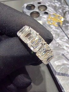 Anillo de Platino con Diamantes Brillantes, Elegante y Sencillo, Anillo de Compromiso y Boda, Regalo Perfecto, Joyería - Product Image 5