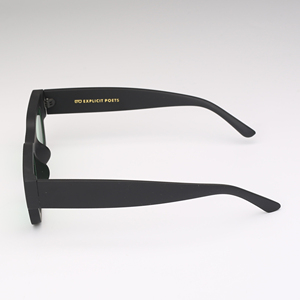 OEM Nueva llegada UV400 protección Pantone color disponible Mujeres gafas de sol estrechas - Product Image 3
