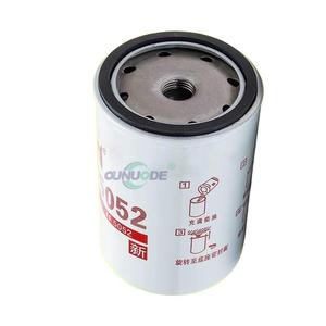 Filtro de Aceite de la Mejor Calidad a Precio de Fábrica, Piezas de Repuesto para Motor OEM FF5052 LF667 LF670 LF777 LF9001 LF9009 LF16015 LF17356 - Product Image 1