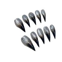 Ongles en gel de luxe faits à la main, longs, style stiletto, griffes de dragon, noir scintillant, dégradé argent chromé, gothique, alternative, vente en gros