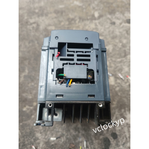 1 pièce d'occasion - Inverseur Fujifilm FRN0.75G1S-4C G1S 0.75KW - Product Image 2