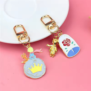 Portachiavi Personalizzato in Lega di Zinco con Stampa Digitale del Piccolo Principe e Rosa, Moschettone Durevole Anti-Smarrimento di Forma Irregolare - Product Image 5