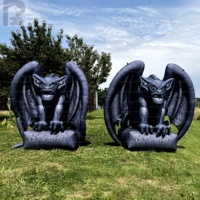Grand gargoyle ailé gonflable réaliste sur mesure pour les expositions de l'industrie du divertissement d'horreur, les carnavals de rue en plein air et les événements d'Halloween